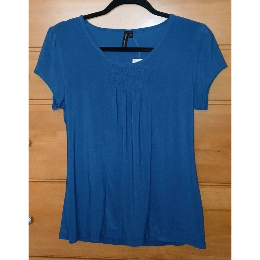 NWT Susan Lawrence Womens S Teal Blue Smocked Scoop Neck Short Sleeve Knit Top